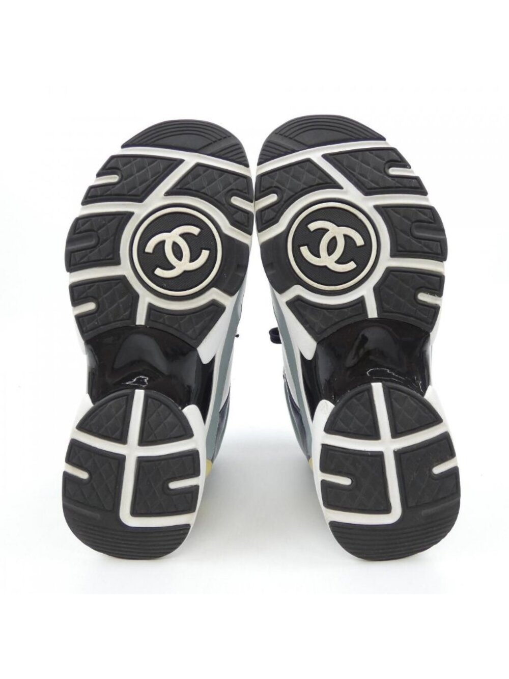 Chanel Sneakers Navy - Picture 4 of 6